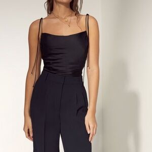 Aritzia Wilfred Allusion Camisole | Size L